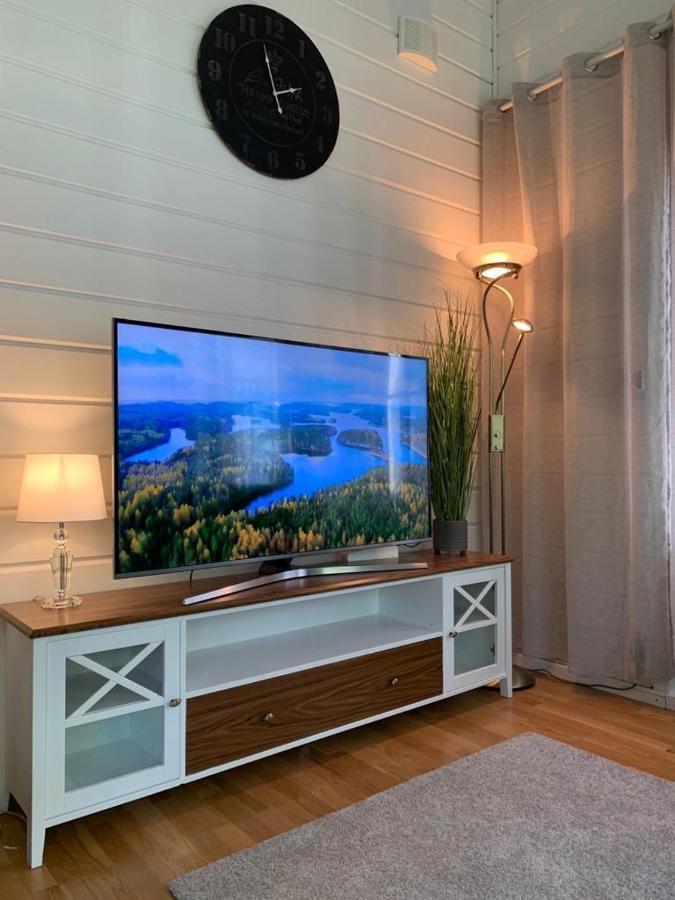 Elegant Villa On The Shore Of Lake Saimaa 拉彭兰塔 外观 照片